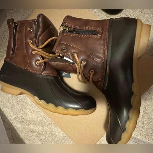 Sperry Saltwater Duck Boot-Brown - Picture 3 of 4